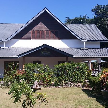 Отель Belle Amie Self Catering Ла-Диг Экстерьер фото