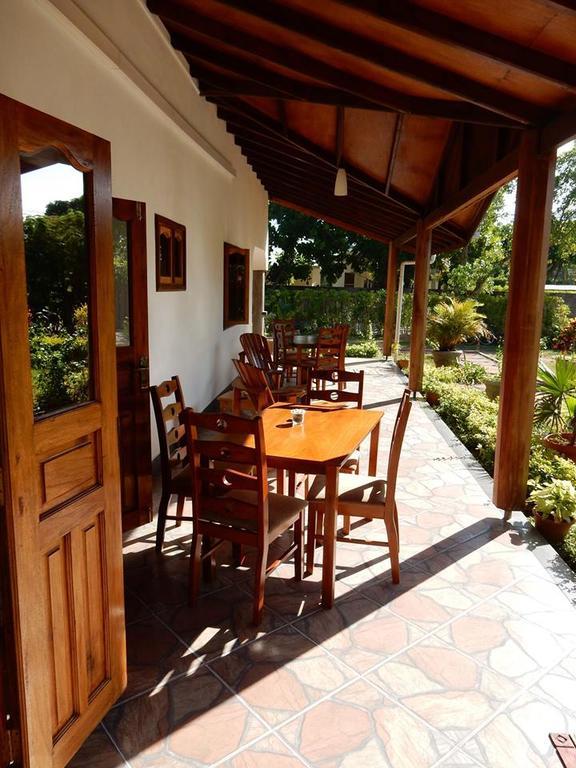 Отель Belle Amie Self Catering Ла-Диг Экстерьер фото