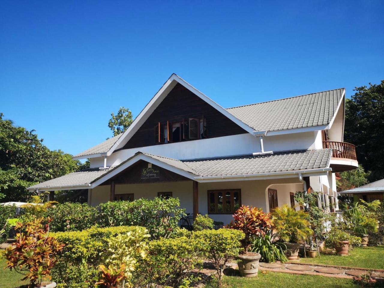 Отель Belle Amie Self Catering Ла-Диг Экстерьер фото